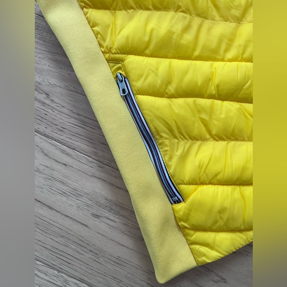 Gap Petite light puffer vest yellow - Picture 5 of 9